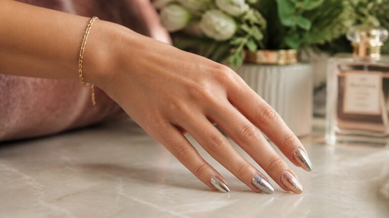 popular chrome nail designs